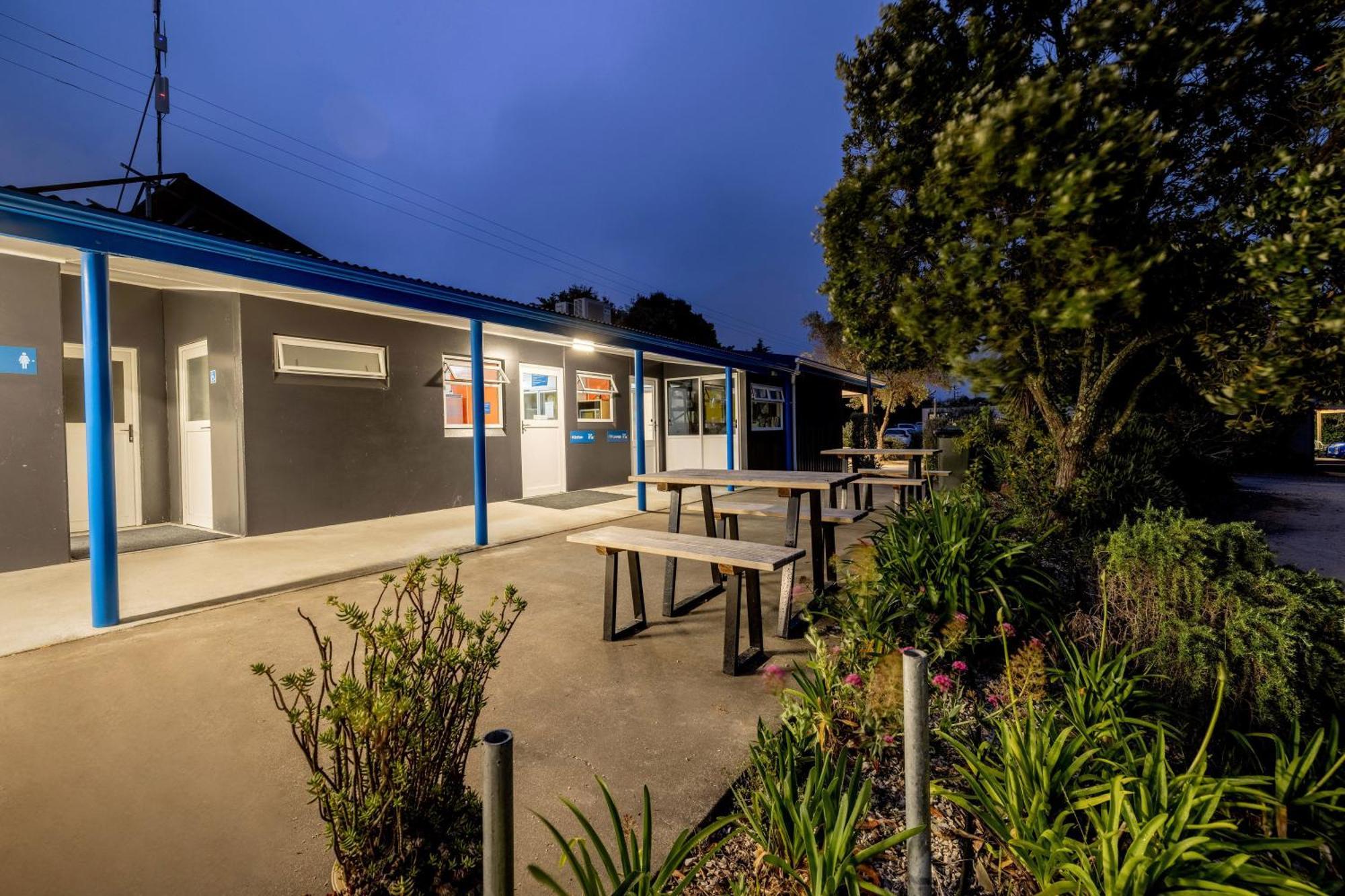 Napier Beach Top 10 Holiday Park & Motels Buitenkant foto