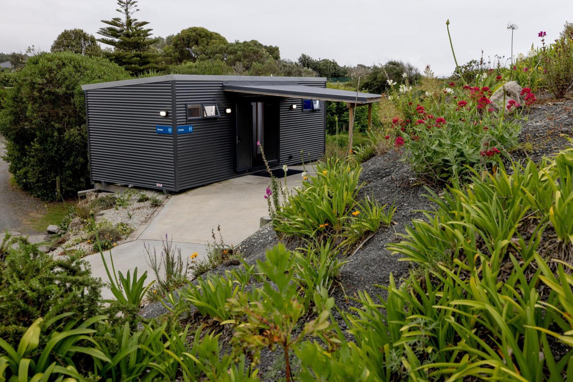 Napier Beach Top 10 Holiday Park & Motels Buitenkant foto