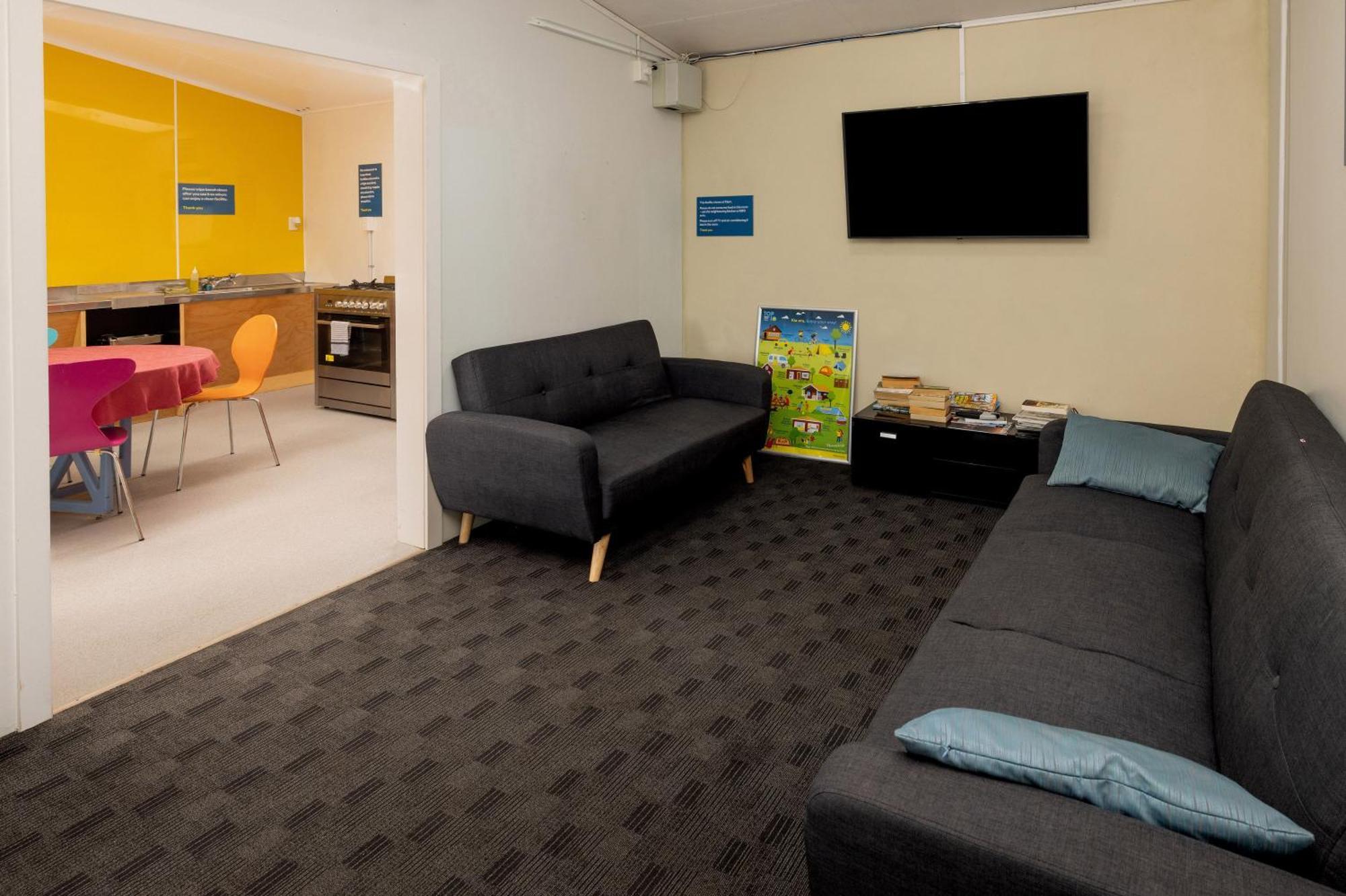 Napier Beach Top 10 Holiday Park & Motels Buitenkant foto