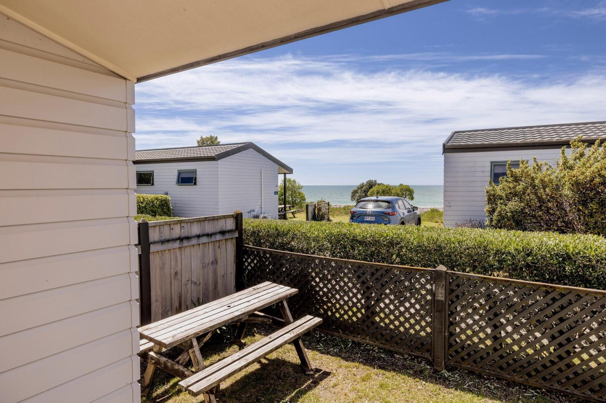 Napier Beach Top 10 Holiday Park & Motels Buitenkant foto